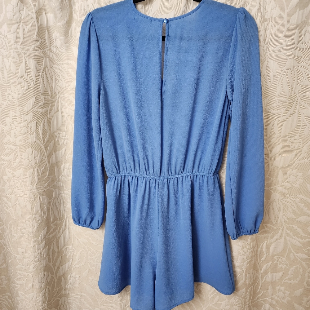 Blue Floral Embroidered Women's Romper Will Fit S/L Stretchy In The Waist NWOT - Picture 2 of 4